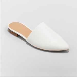 white mule slides